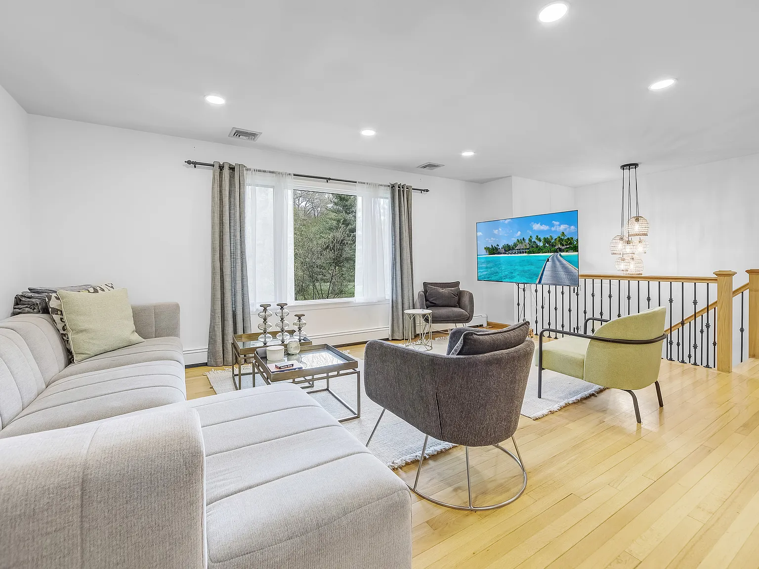 4 bed, $7,000 — Photo 3