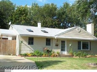 4430 Roundhill Rd, Alexandria, VA 22310