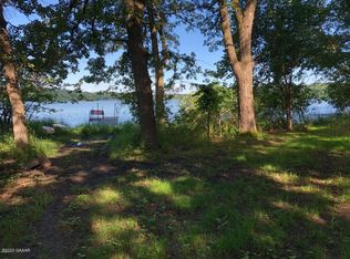 366 & 368 Oak Point Rd, Elbow Lake, MN 56531