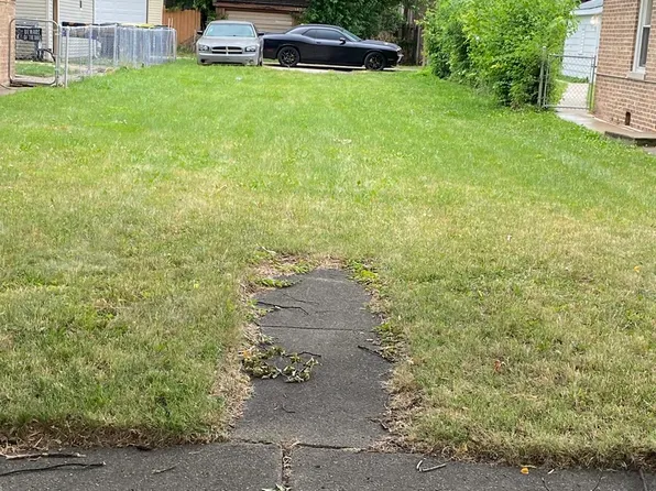 14217 Normal Ave, Riverdale, IL 60827