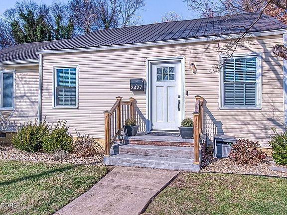 2nd image of 2427 Lawson Ave