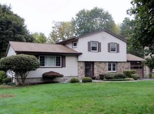 97 Fiesta Rd, Rochester, NY 14626