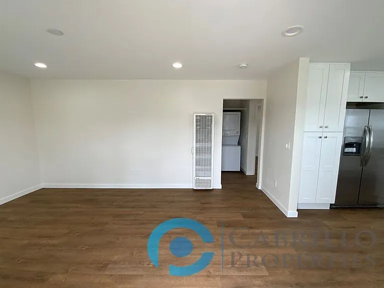 1628 Burton St — Photo 5