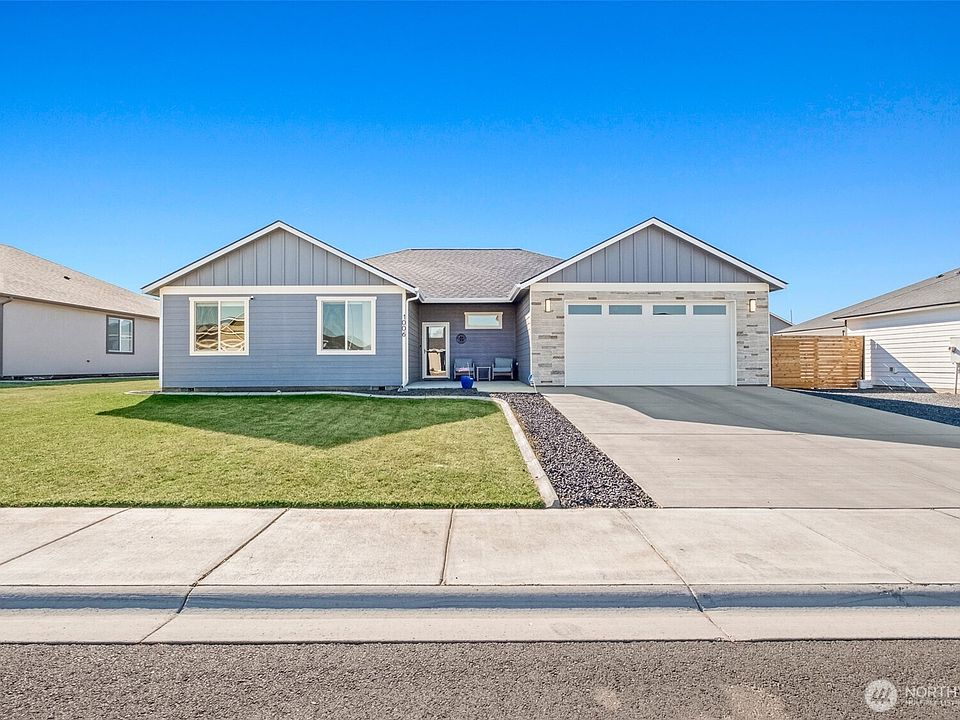 1st image of 1006 6th Avenue NE