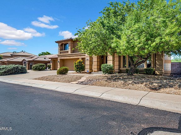3rd image of 4602 E OBERLIN Way