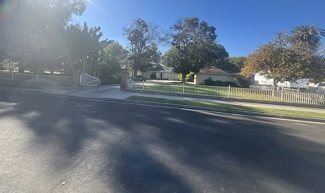 1702 Whitley Ave — Photo 1
