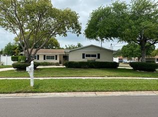 4816 Arrowwood Dr, Tampa, FL 33615