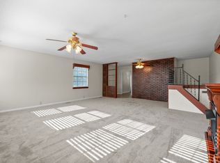 511 Main St, Cumberland City, TN 37050