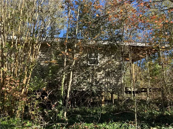 82060 Green Hills Dr, Covington, LA 70435