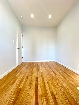 Rented by City & Suburban | media 21