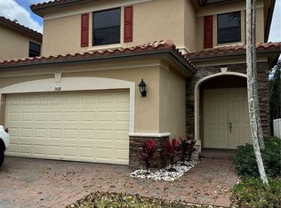 3428 W 86th Ter, Hialeah, FL 33018