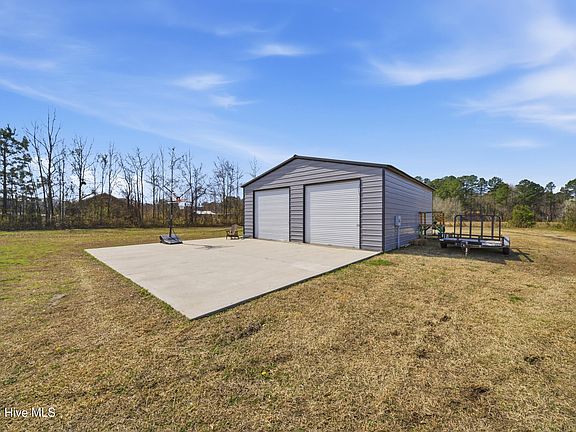 3rd image of 125 Pudding Ridge Road