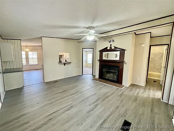 5th image of 4626 Jefferson Ave