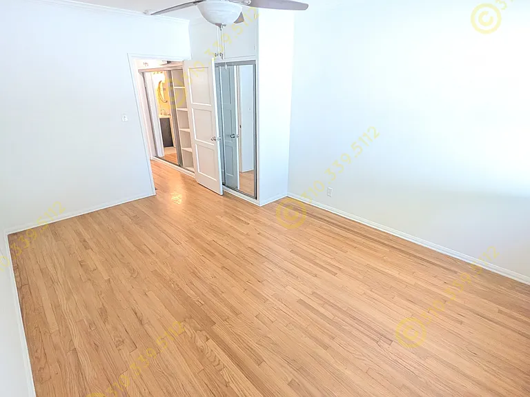 2400 Grandview Ave — Photo 11