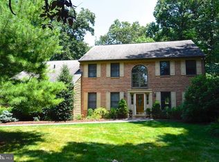 22 Grouse Point Cir, Shillington, PA 19607