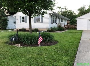 1435 Curdes Ave, Fort Wayne, IN 46805