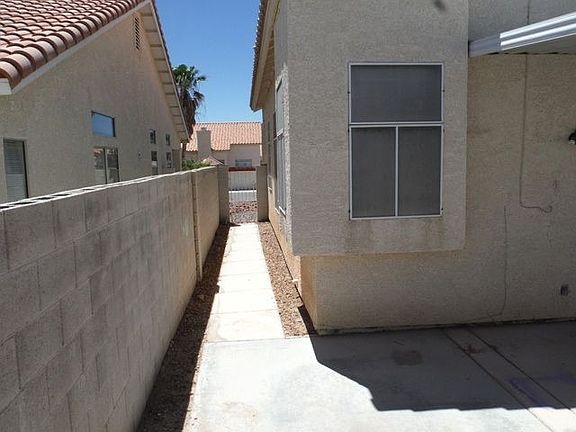 2nd image of 1838 Vista Del Oso Way
