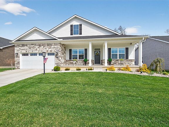 3rd image of 7114 Rivendell Cir