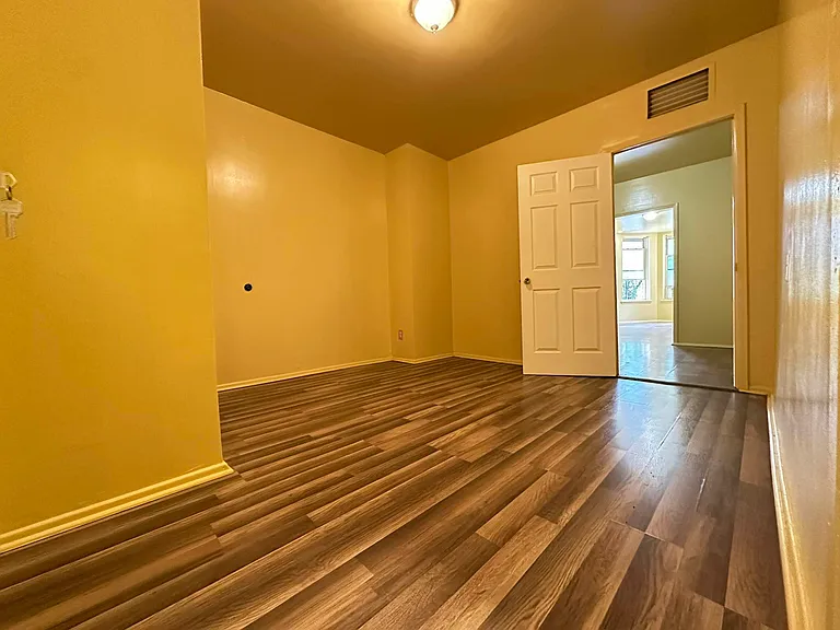 1189 Halsey St #2 — Photo 7