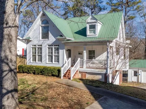 3852 Clubhouse Dr, Gainesville, GA 30501