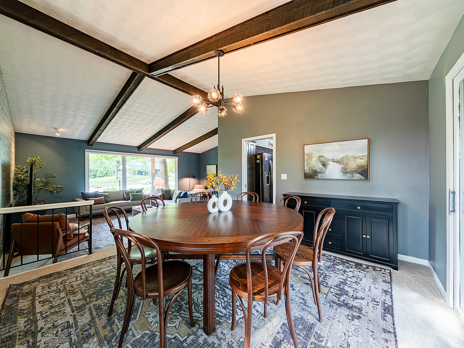 6 bed, $9,000 — Photo 4