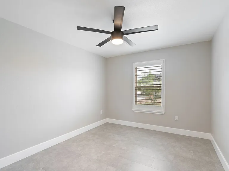 105 Noahy Dr — Photo 18