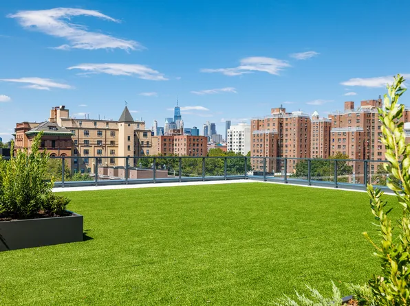 500 Degraw Street image 14 of 16