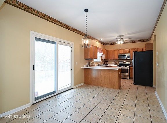 3rd image of 328 Haywood Dr