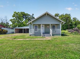 601 State Highway 56, Windom, TX 75492