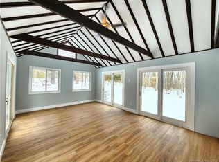 74 Old Meadow Plain Rd, Weatogue, CT 06089