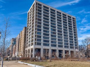 4501 Lindell Blvd #3DE, Saint Louis, MO 63108