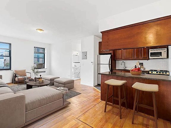 2nd image of 101 E 116th St #50A