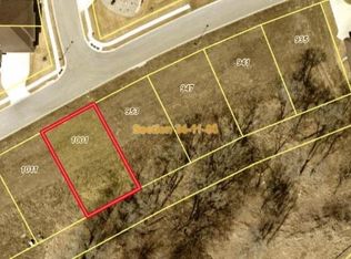 1001 Lacebark Ln, Lincoln, NE 68521