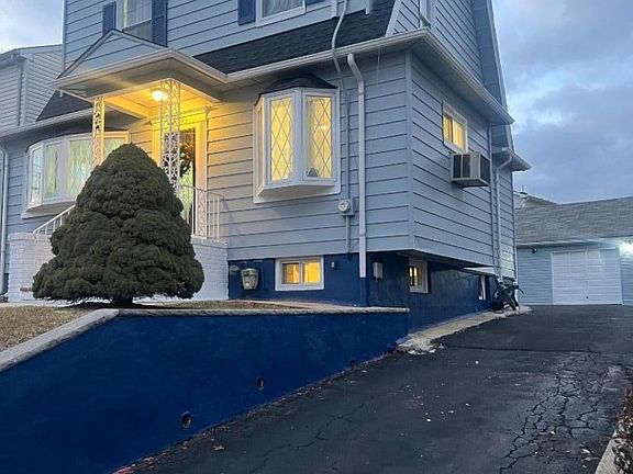 2nd image of 1090 Salem Rd