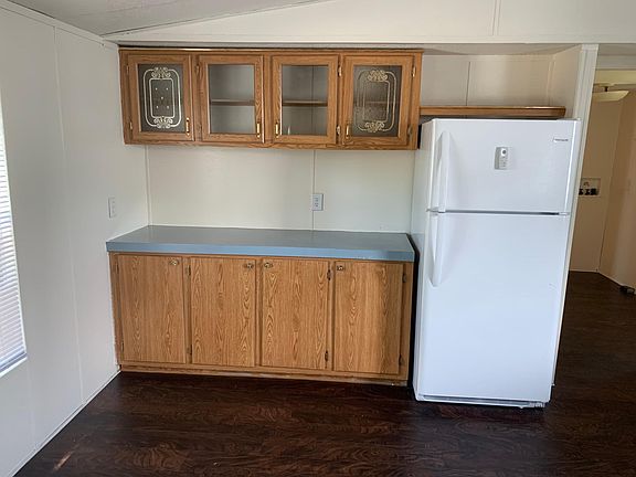 4th image of 1712 Hofheinz St Trlr 1