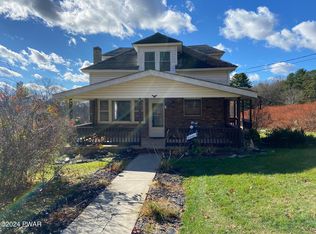 101 Potter Ln, Milford, PA 18337