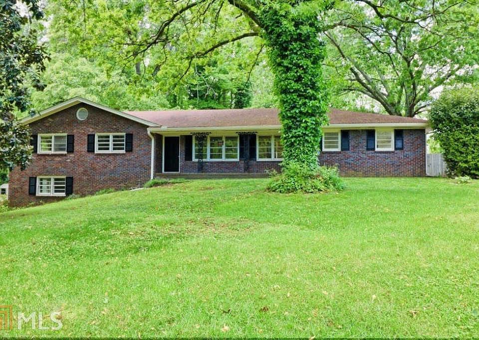 1st image of 2279 Valley Dr