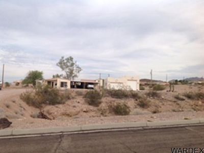 825 La Puerta Rd, Bullhead City, AZ, 86429