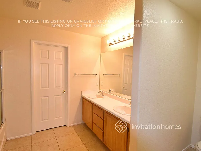 8324 Highland Ranch St — Photo 10