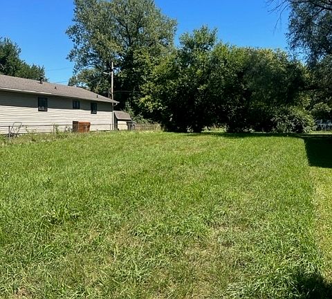 2nd image of 3315 N Downey Ave
