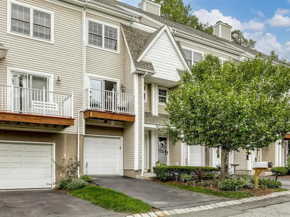 20 Crystal Hill Drive, Pomona, NY 10970