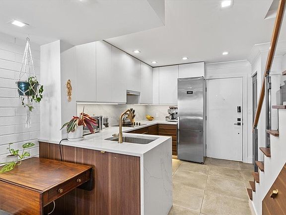 3rd image of 719 E 31st Ave #4