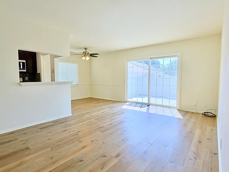 1113 S Pine Dr — Photo 16