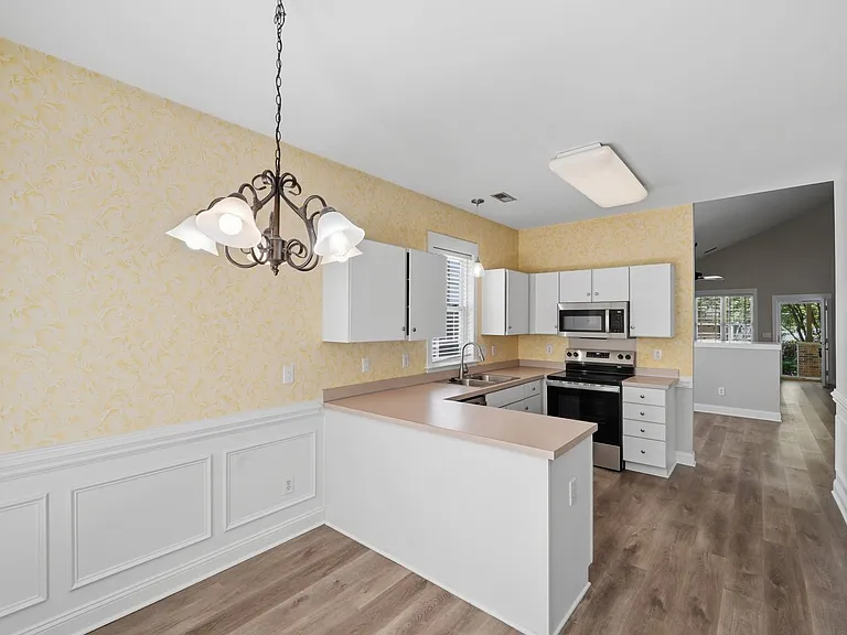 11355 Deer Ridge Ln — Photo 3