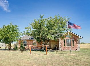 313 Whitfill Rd, Ennis, TX 75119