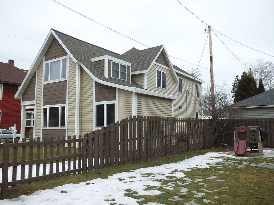 2nd image of 1613 N 2nd St