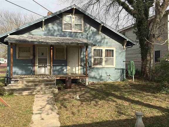 3rd image of 225 N 1st St