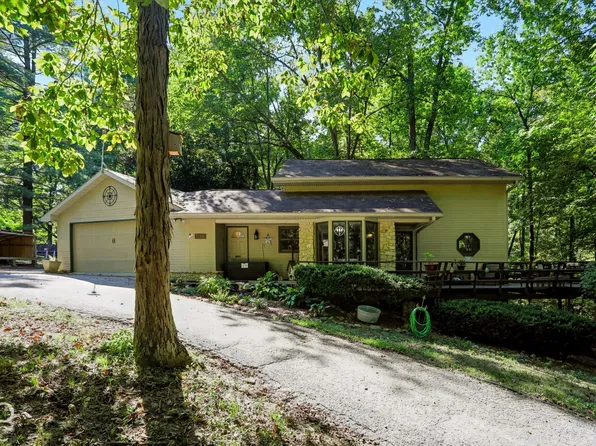 7124 E Centenary Rd, Mooresville, IN 46158