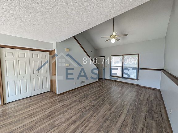 4th image of 421 Lee Dr