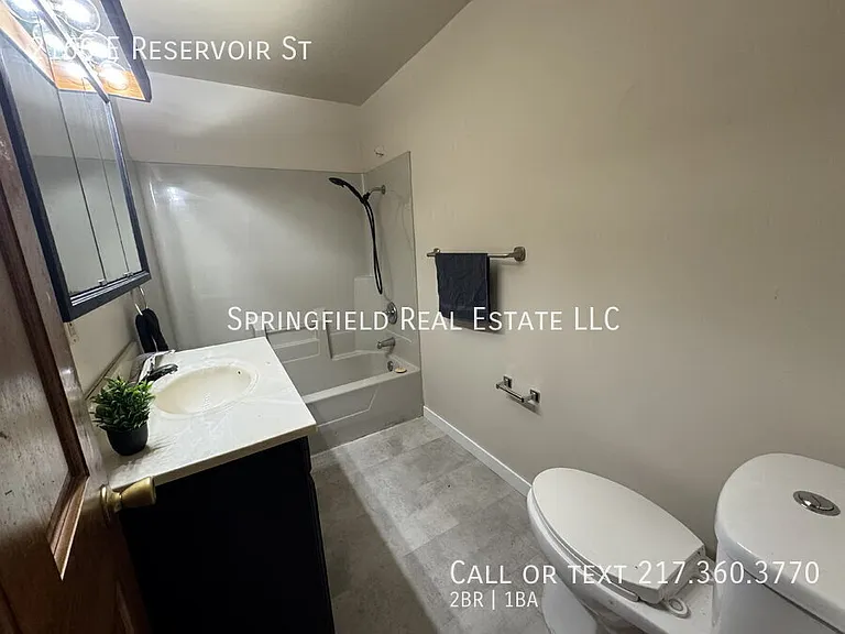2160 E Reservoir St — Photo 12